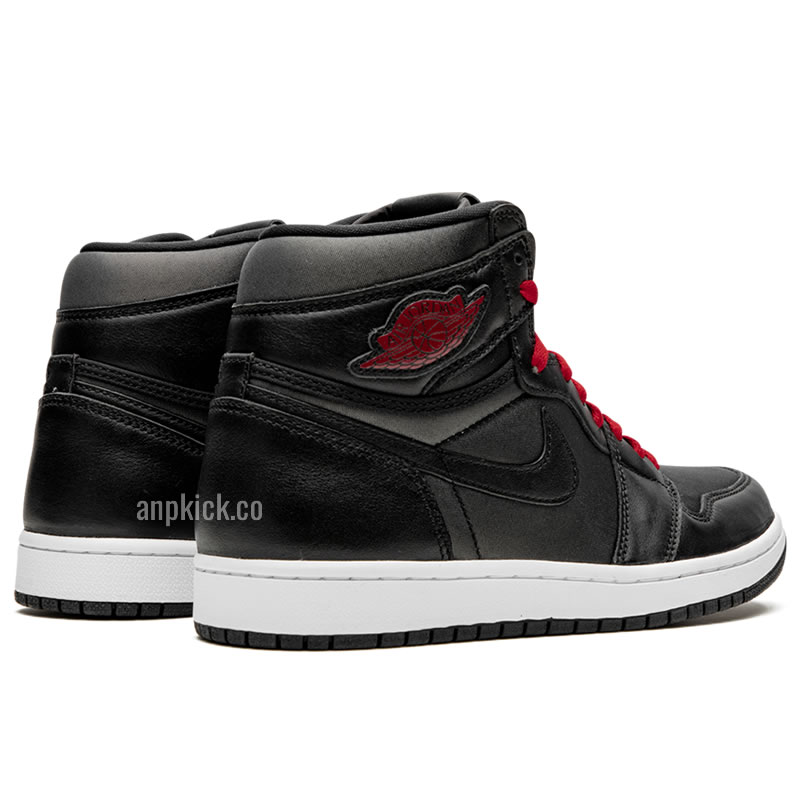 Air Jordan 1 Retro High Og Black Satin Gym Red 555088 060 New Release (3) - newkick.vip