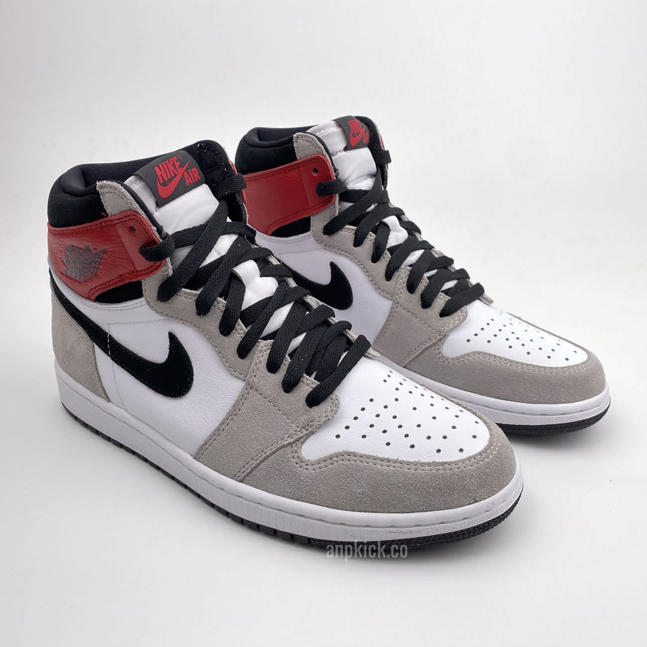 Air Jordan 1 Retro High Light Smoke Grey 2020 New Release 555088 126 (4) - newkick.vip