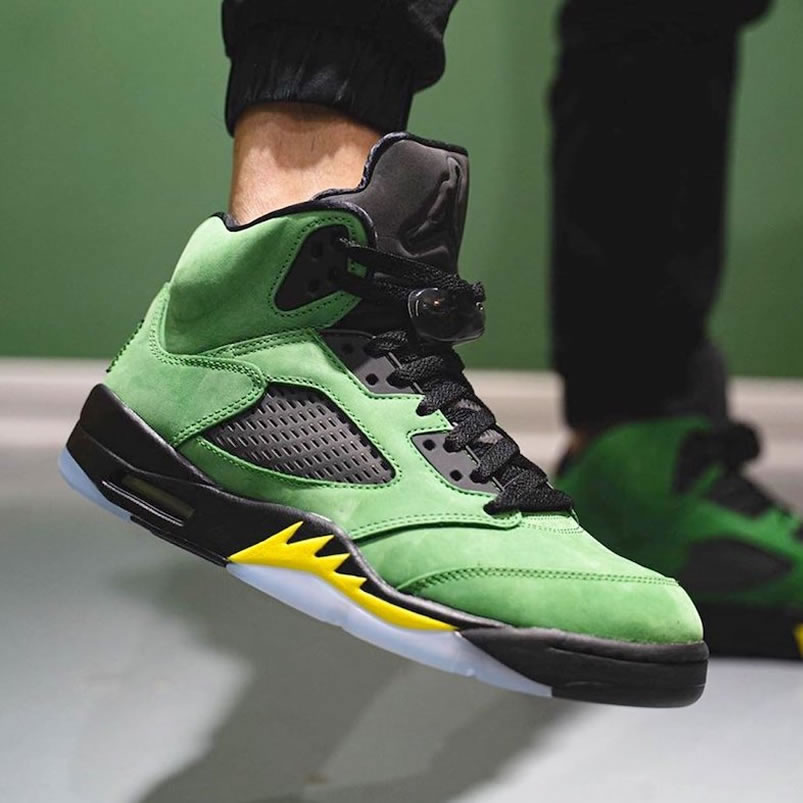 Air Jordan 5 Oregon Ducks Elevate 2020 On Feet Ck6631 307 (2) - newkick.vip