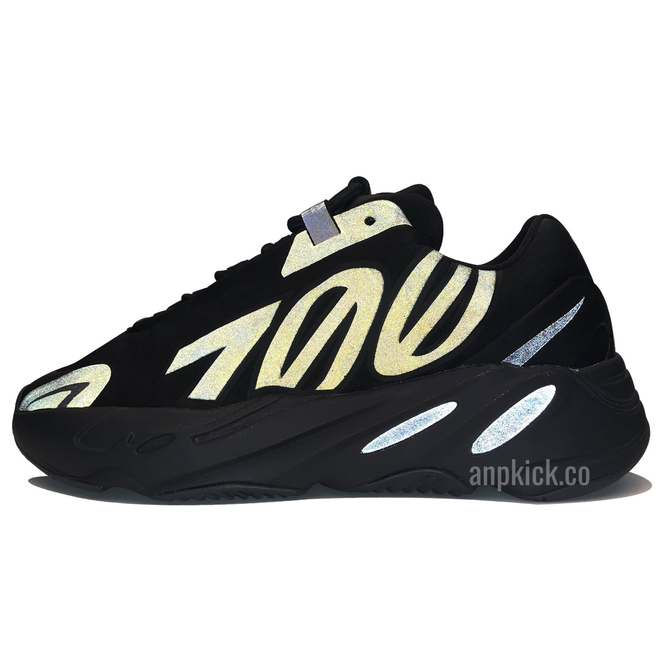 Adidas Yeezy Boost 700 Mnvn Triple Black Fv4440 (2) - newkick.vip