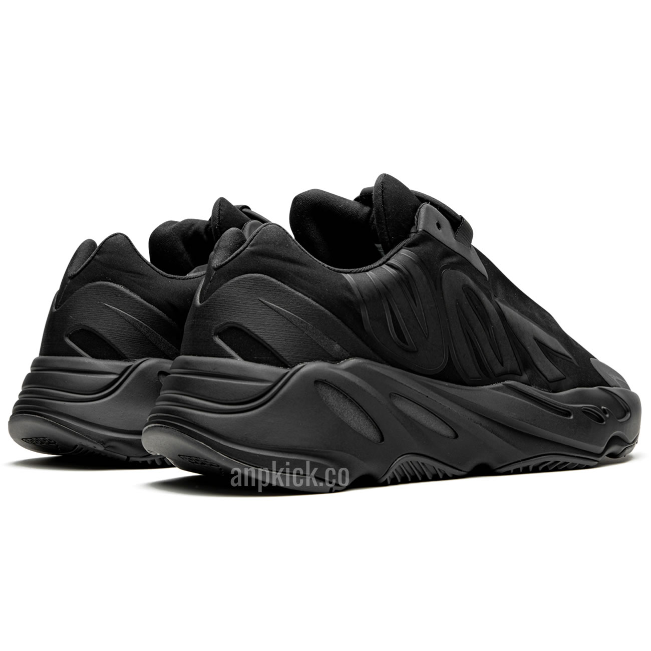 Adidas Yeezy Boost 700 Mnvn Triple Black Fv4440 (4) - newkick.vip