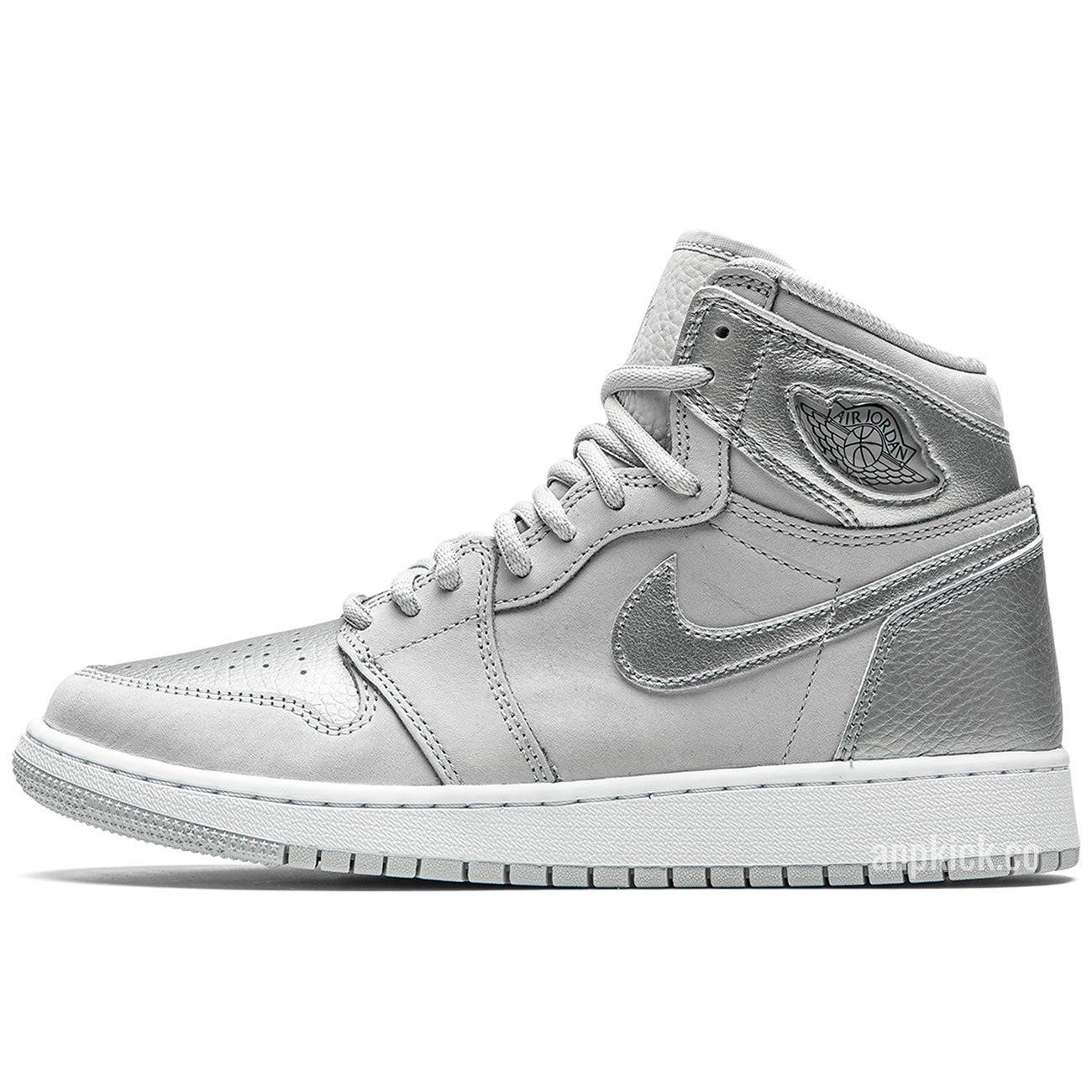 Air Jordan 1 Retro High Og Gs Co Jp Metallic Silver Neutral Grey 575441 029 (1) - newkick.vip