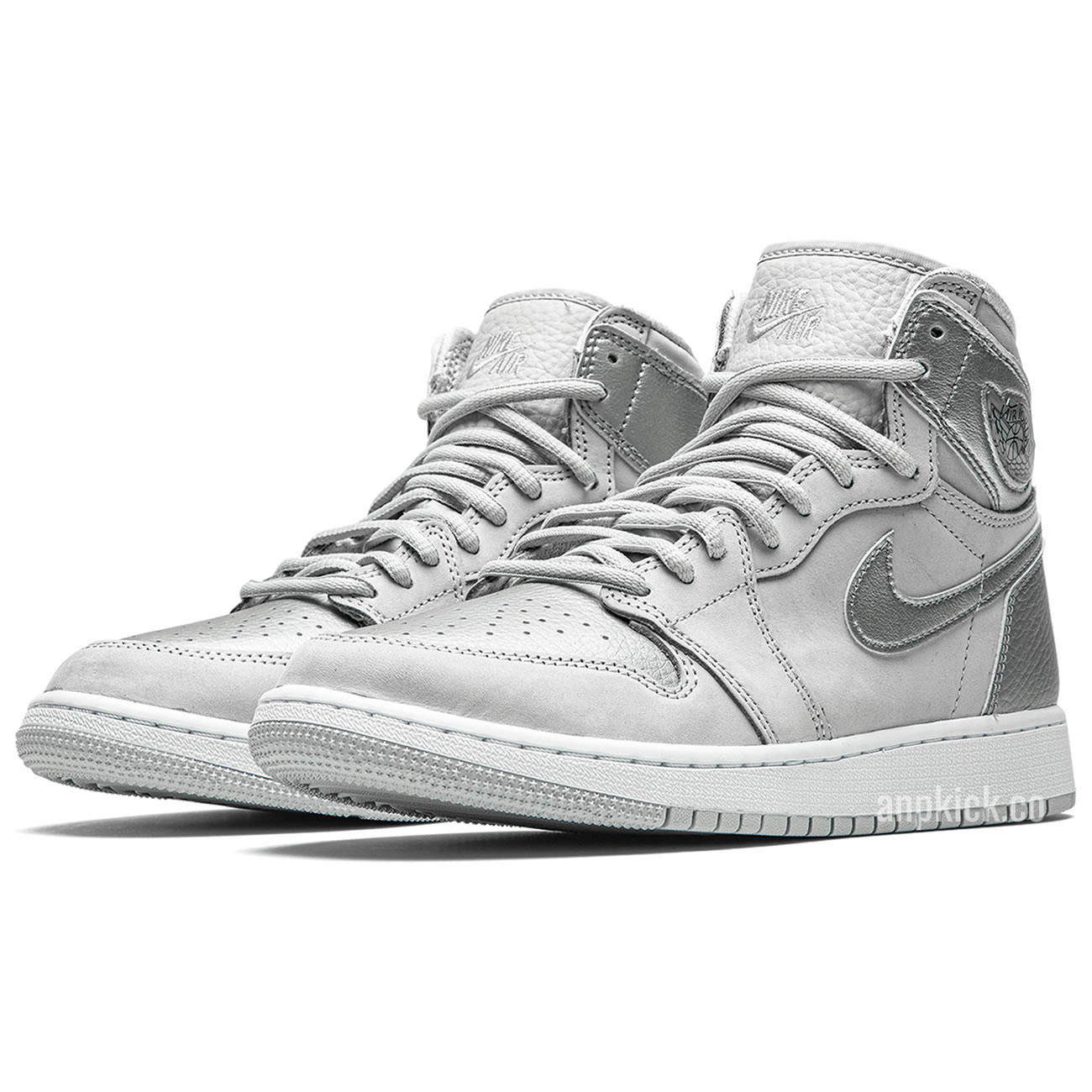 Air Jordan 1 Retro High Og Gs Co Jp Metallic Silver Neutral Grey 575441 029 (2) - newkick.vip