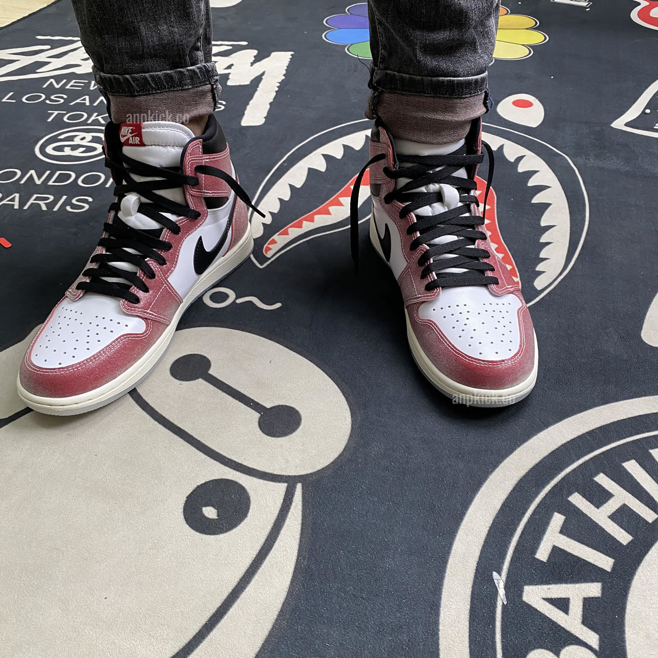 Anpkick Trophy Room Air Jordan 1 High Og Sp Chicago First Look Da2728 100 (7) - newkick.vip