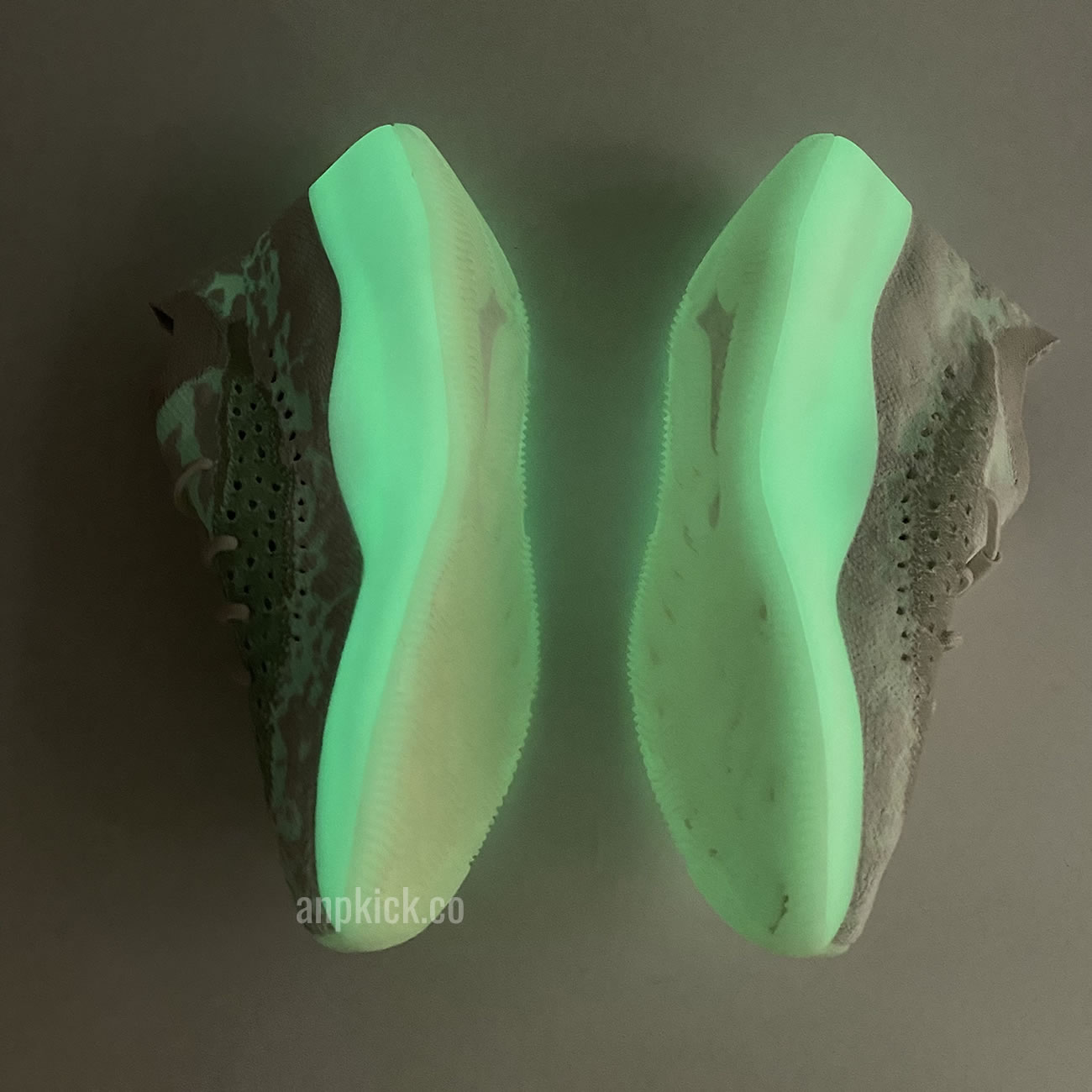 Adidas Yeezy Boost 380 Calcite Glow In The Dark Gz8668 (2) - newkick.vip