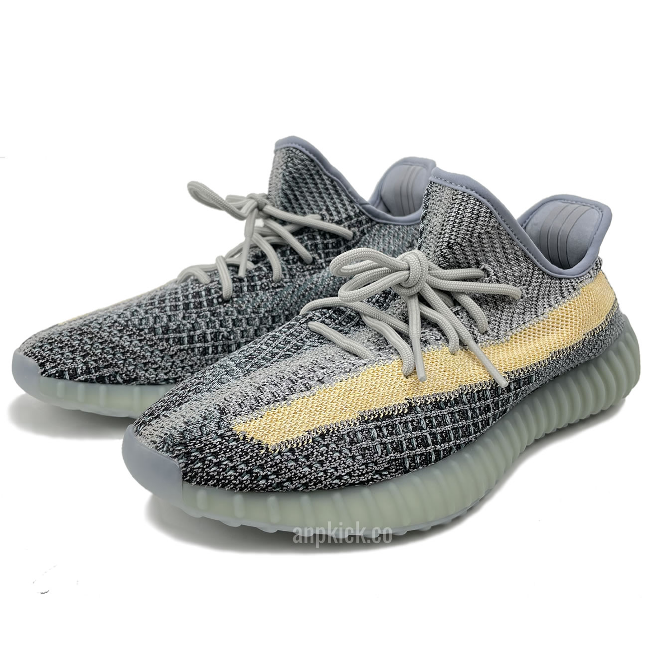 Adidas Yeezy Boost 350 V2 Ash Blue Gy7657 (3) - newkick.vip