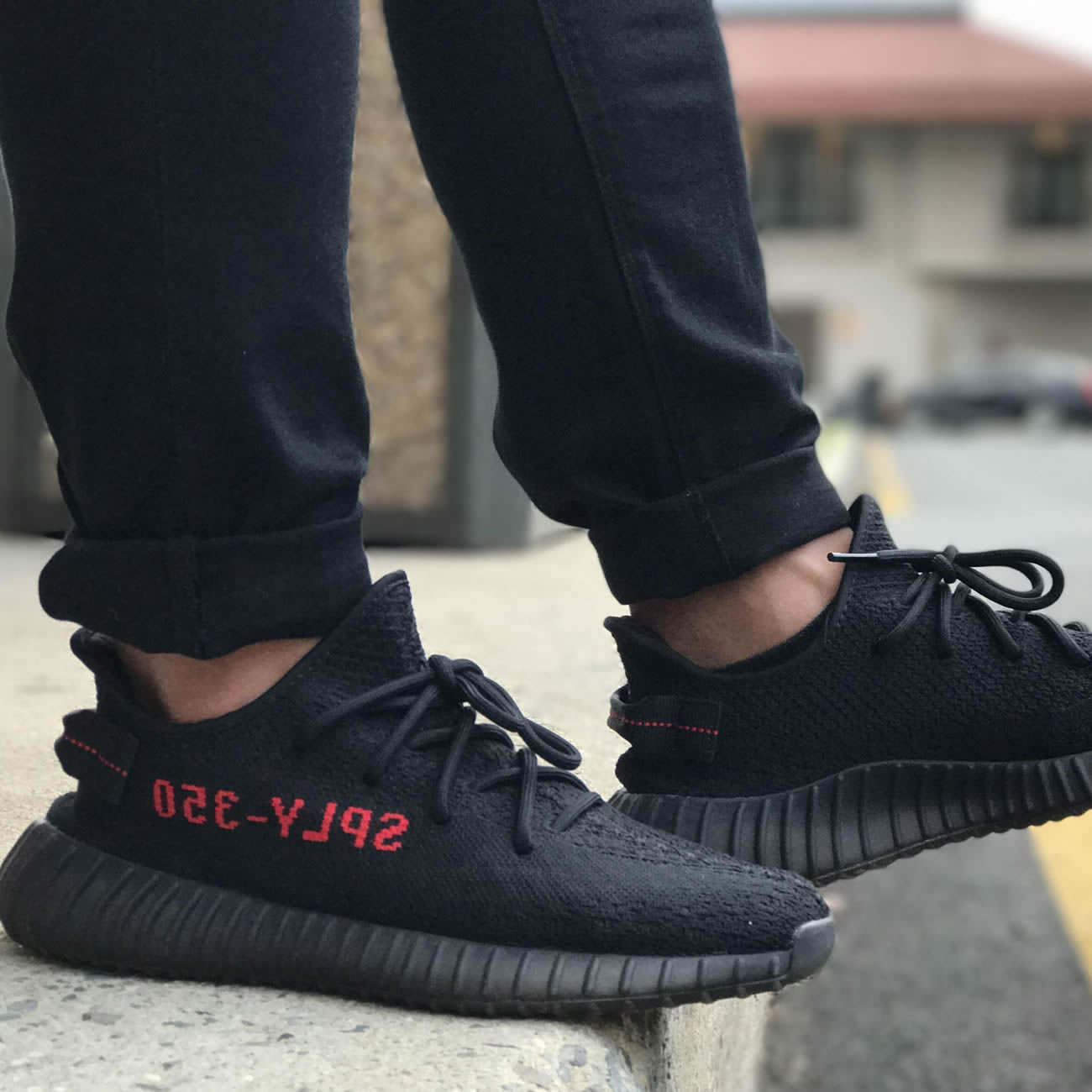 Yeezy Boost 350 V2 Bred Black Red 2020 On Feet Cp9652 (2) - newkick.vip