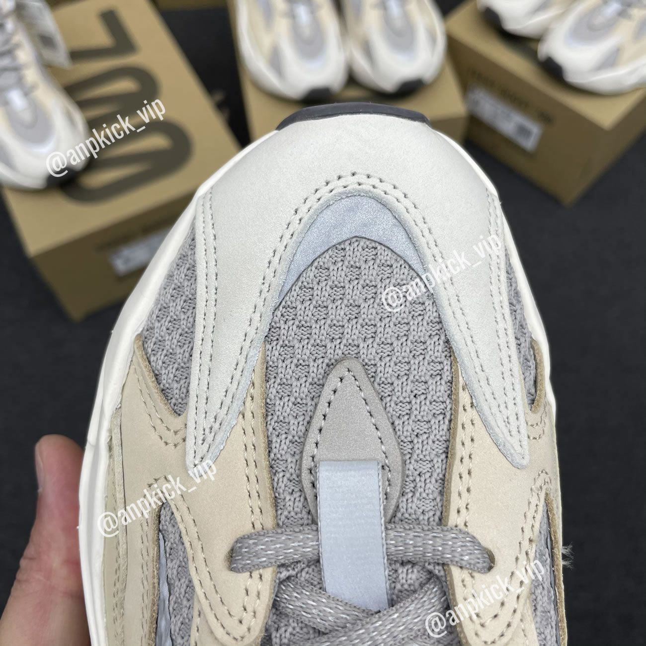 Adidas Yeezy Boost 700 V2 Cream Gy7924 (13) - newkick.vip