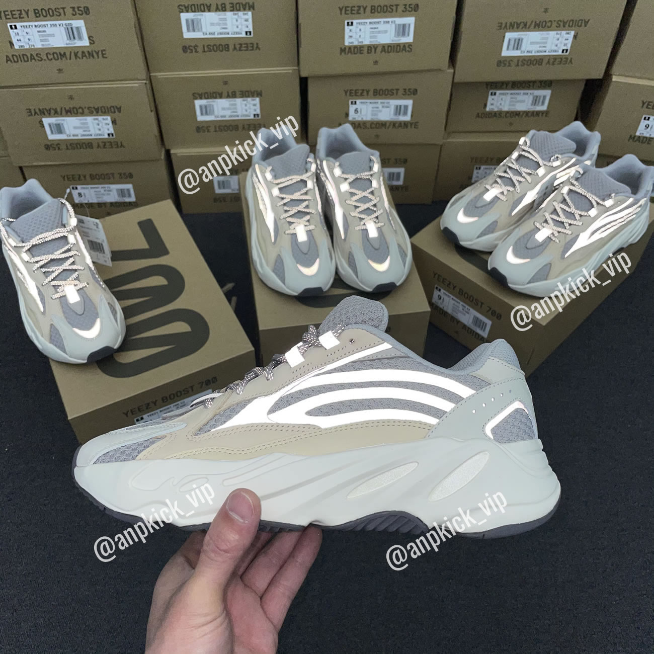 Adidas Yeezy Boost 700 V2 Cream Gy7924 (14) - newkick.vip