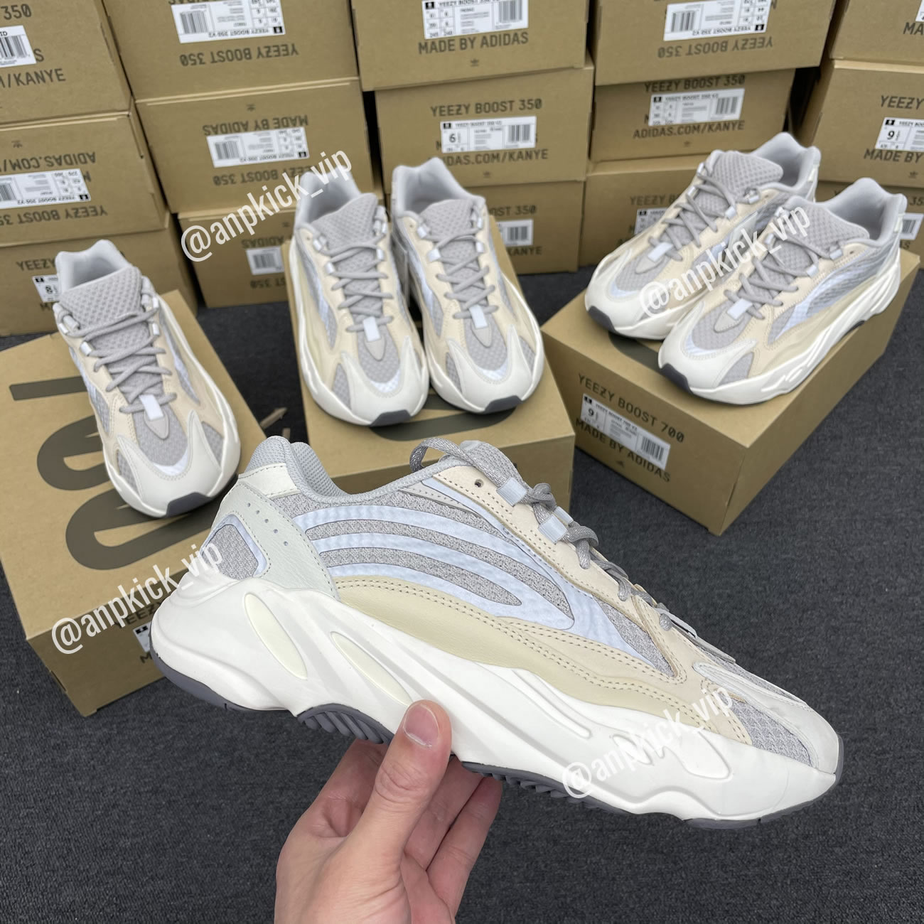 Adidas Yeezy Boost 700 V2 Cream Gy7924 (8) - newkick.vip