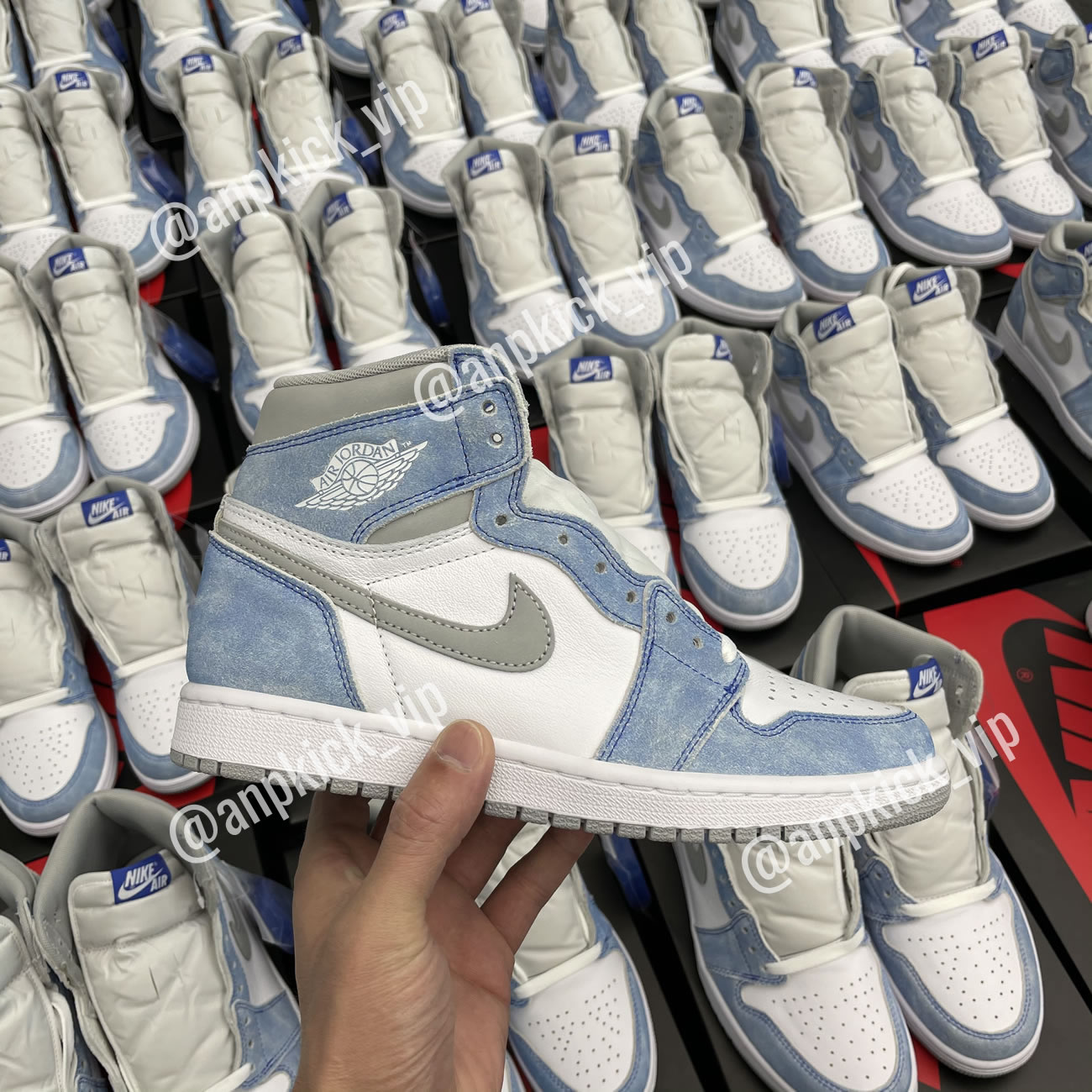 Air Jordan 1 Retro High Og Hyper Royal Anpkick Mens 555088 402 Gs 575441 402 (2) - newkick.vip