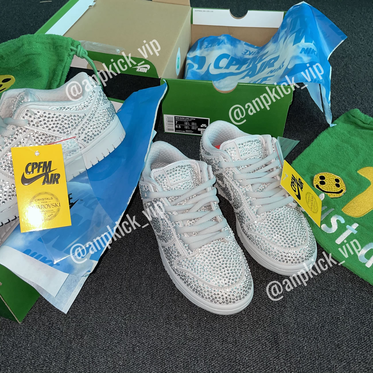 Anpkick Nike Dunk Low Cactus Plant Flea Market Swarovski Crystals Cz2670 001 (13) - newkick.vip