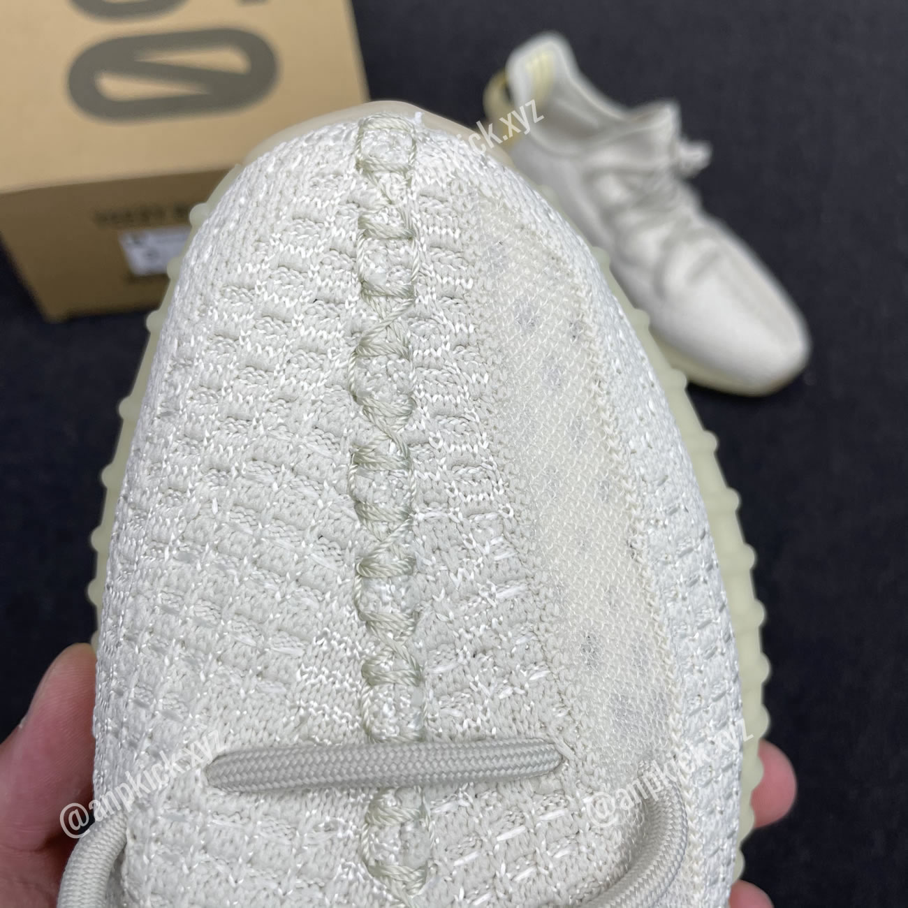 Adidas Yeezy Boost 350 V2 Light Uv Sensitive Gy3438 (8) - newkick.vip