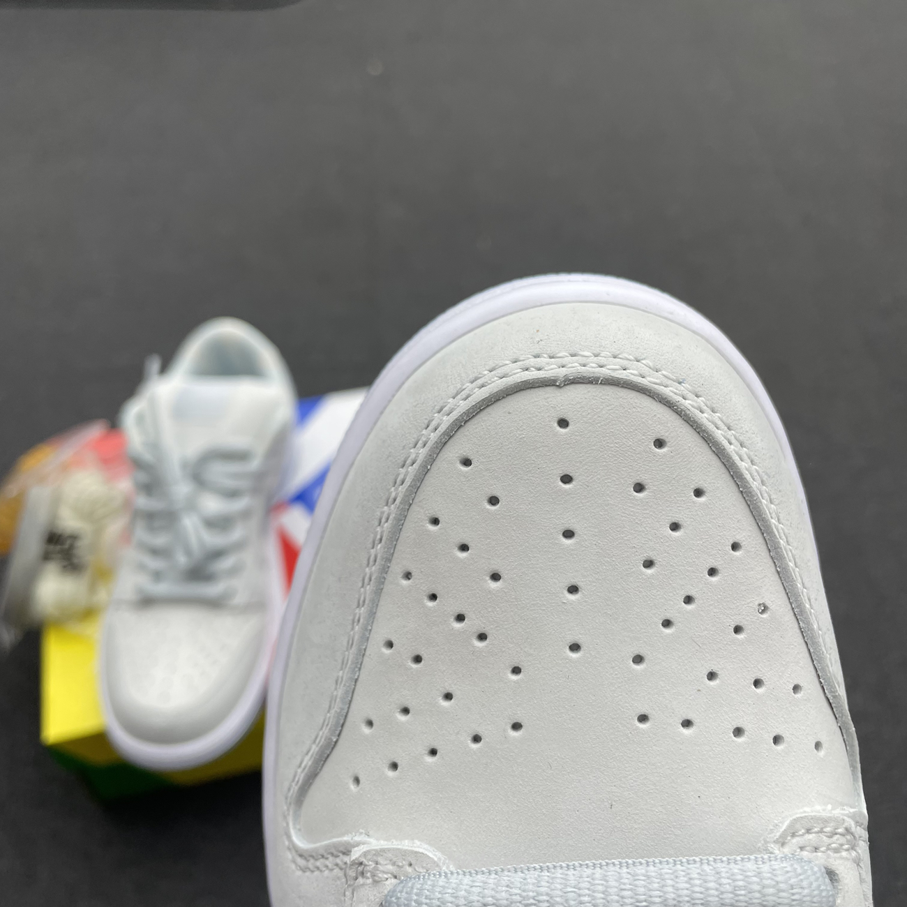 Nike Sb Dunk Low White Lobster Friends And Family Fd8776 100 (5) - newkick.vip