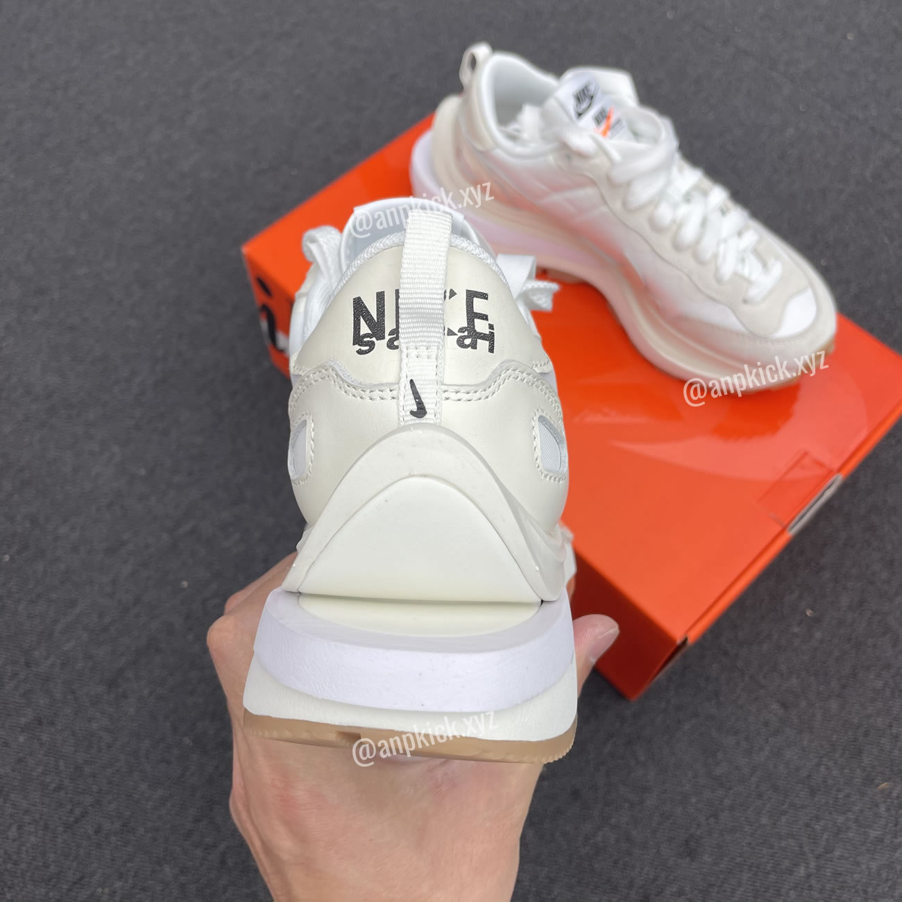 Sacai Nike Vaporwaffle Sail Dd1875 100 (4) - newkick.vip