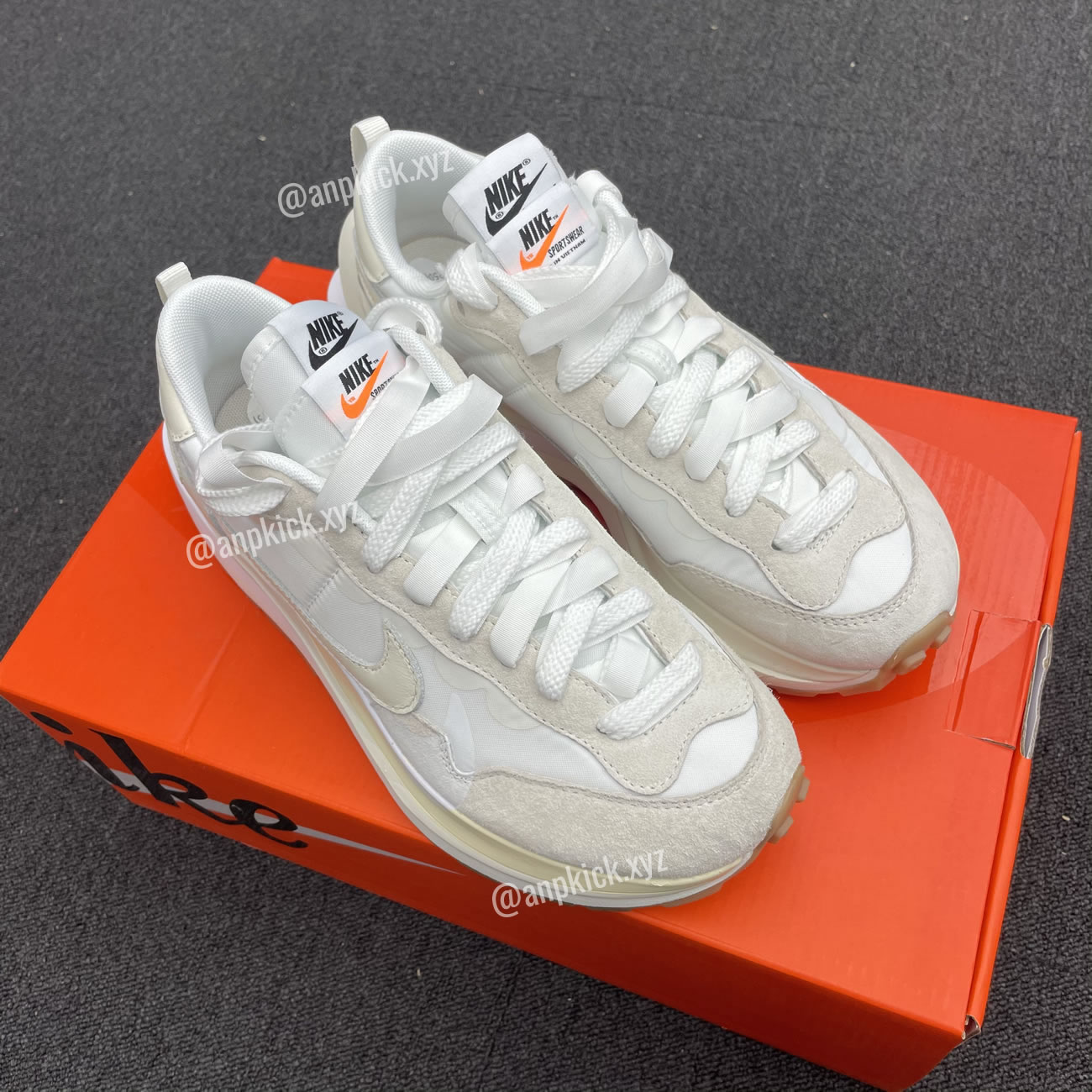 Sacai Nike Vaporwaffle Sail Dd1875 100 (7) - newkick.vip