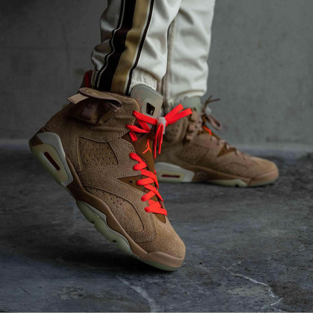 Travis Scott Air Jordan 6 Retro British Khaki On Feet Dh0690 200 (1) - newkick.vip