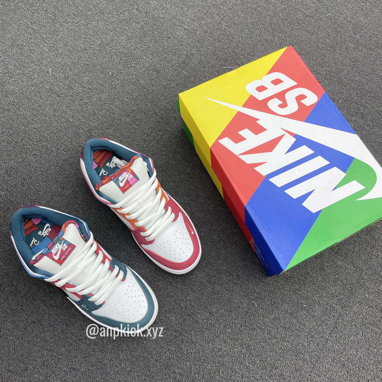 Parra Nike Sb Dunk Low Collab Summer 2021 Colorway Surfaces Dh7695 100 (2) - newkick.vip