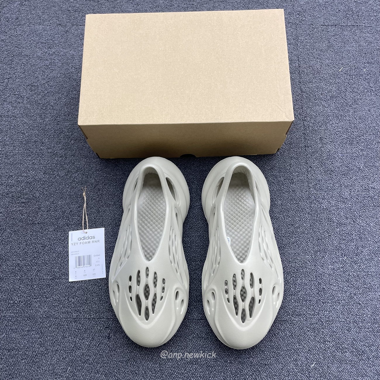 Adidas Yeezy Foam Rnr Stone Salt Gv6840 (2) - newkick.vip