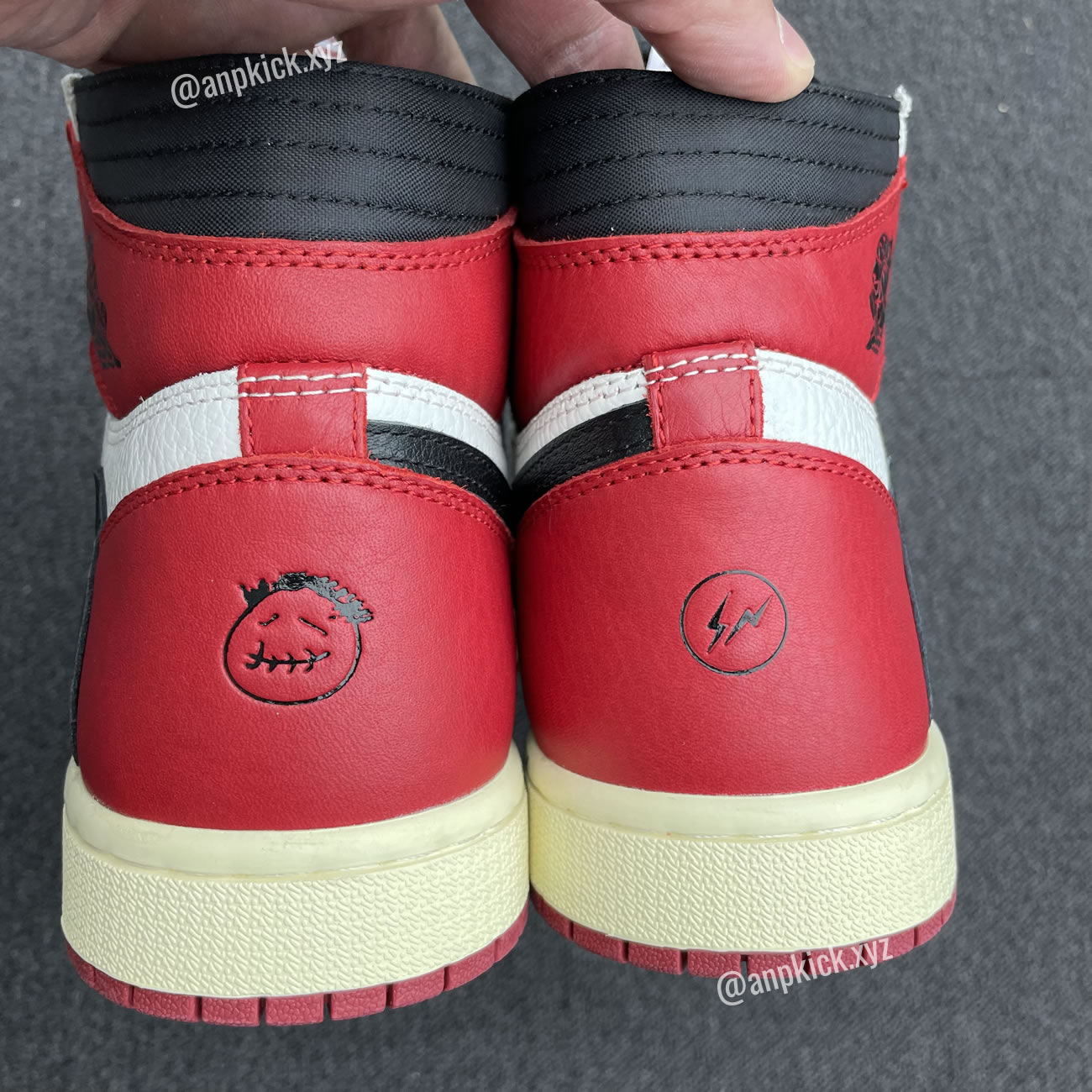 Travis Scott Air Jordan 1 High Og Sp White Red Black Fragment Anpkick Custom Making (5) - newkick.vip