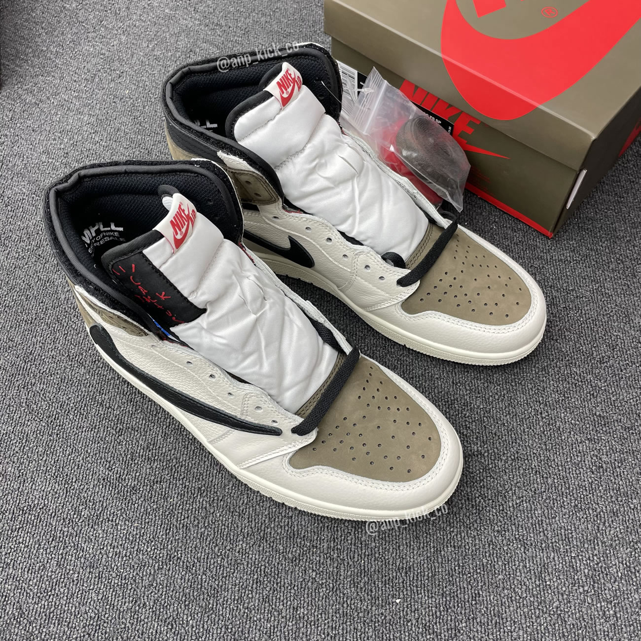 Travis Scott Air Jordan 1 High Og Sp White Brown Black Fragment Anpkick Custom Making (7) - newkick.vip