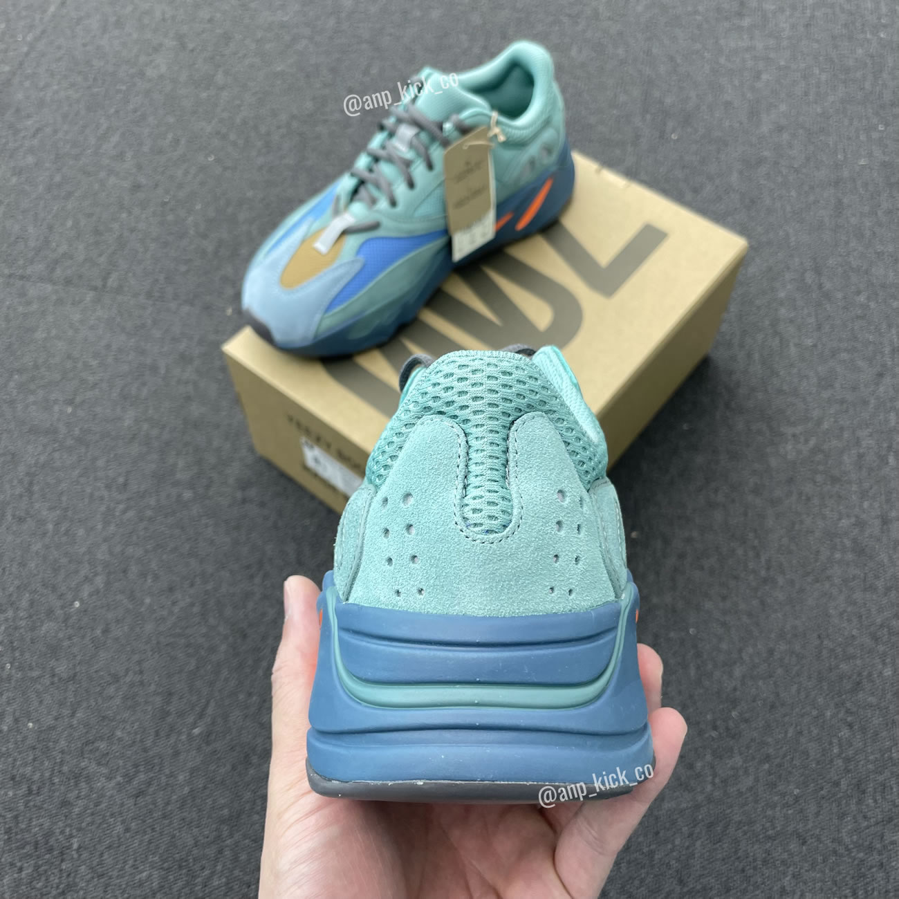 Adidas Yeezy Boost 700 Sea Blue Orange Anpkick Gz2002 (3) - newkick.vip