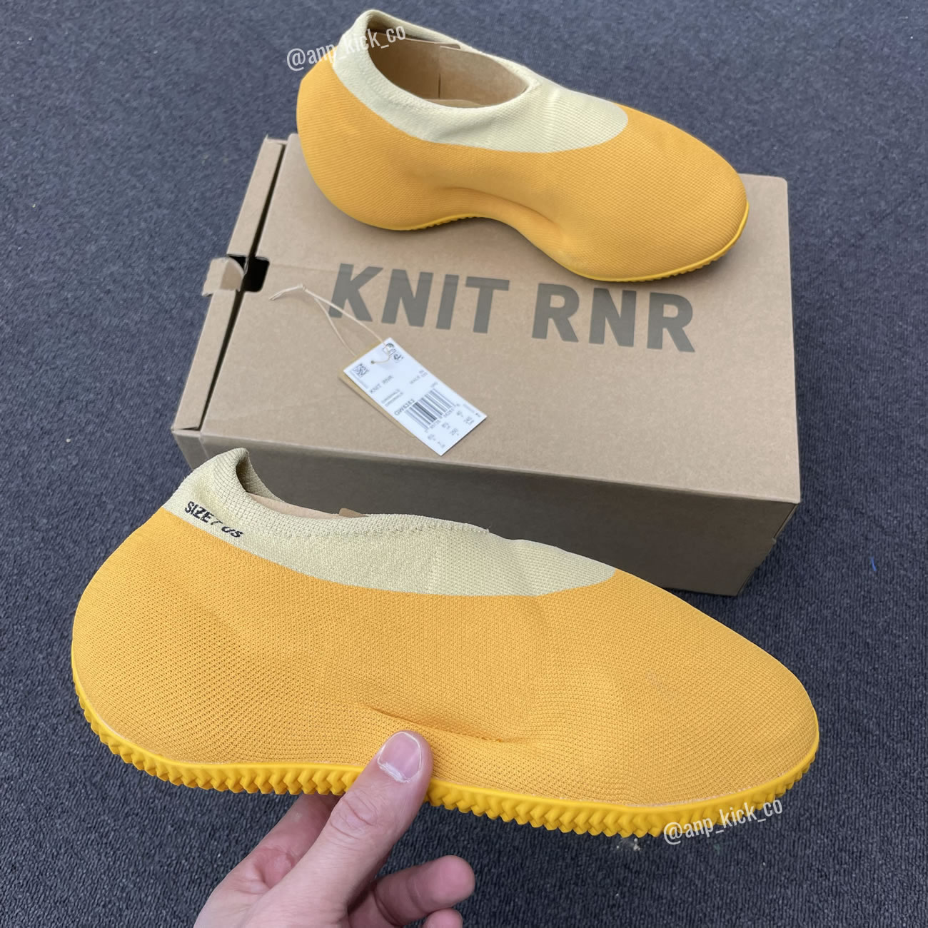 Adidas Yeezy Knit Rnr Sulfur Anpkick Gw5353 (1) - newkick.vip