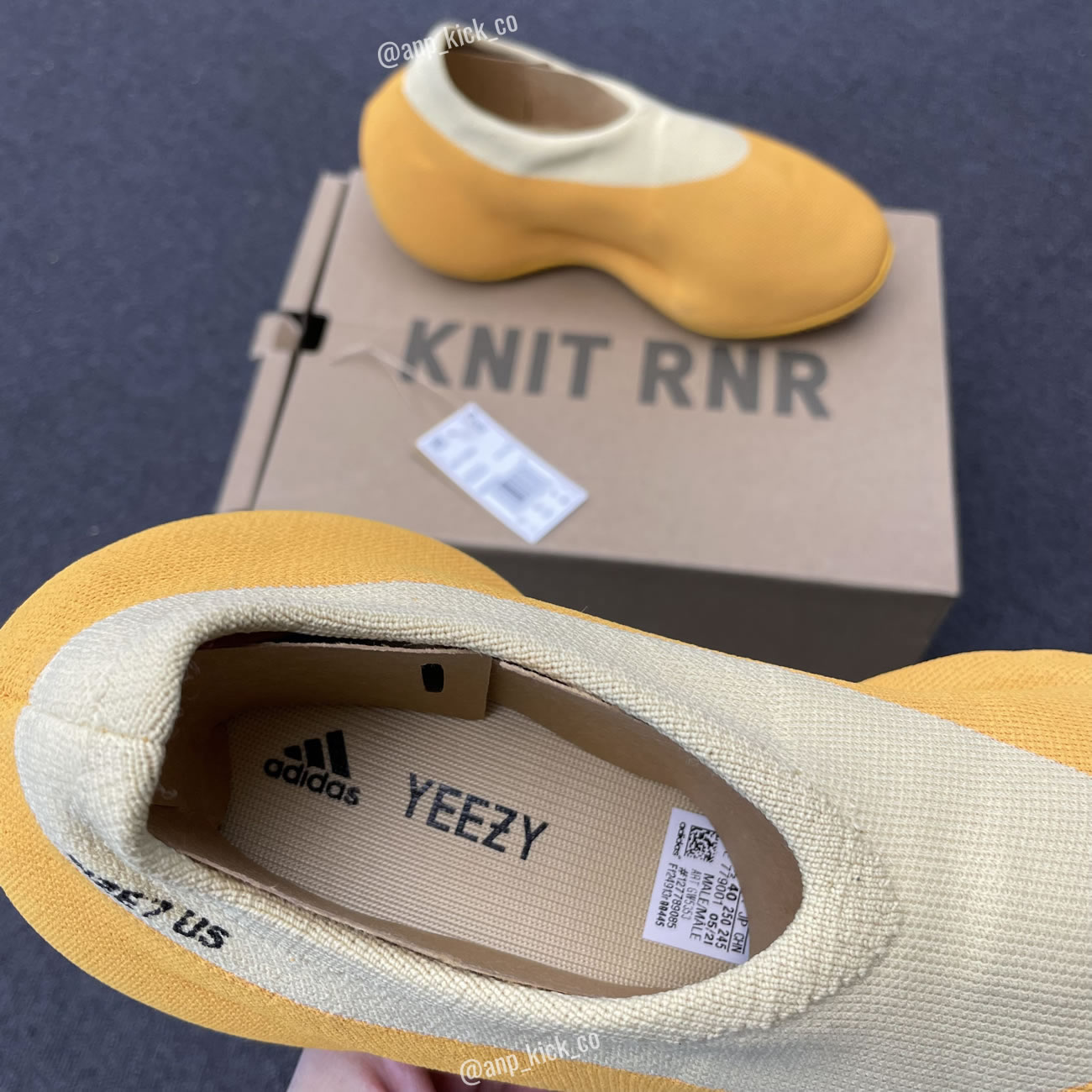 Adidas Yeezy Knit Rnr Sulfur Anpkick Gw5353 (5) - newkick.vip