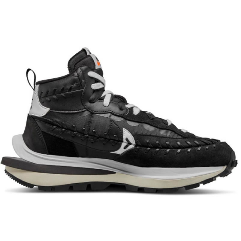 Sacai Nike Vaporwaffle Jean Paul Gaultier Black White Dh9186 001 (2) - newkick.vip