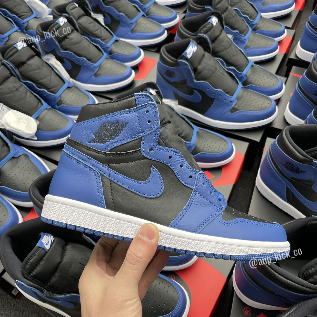 Air Jordan 1 Retro High Og Anpkick Dark Marina Blue 555088 404 (2) - newkick.vip