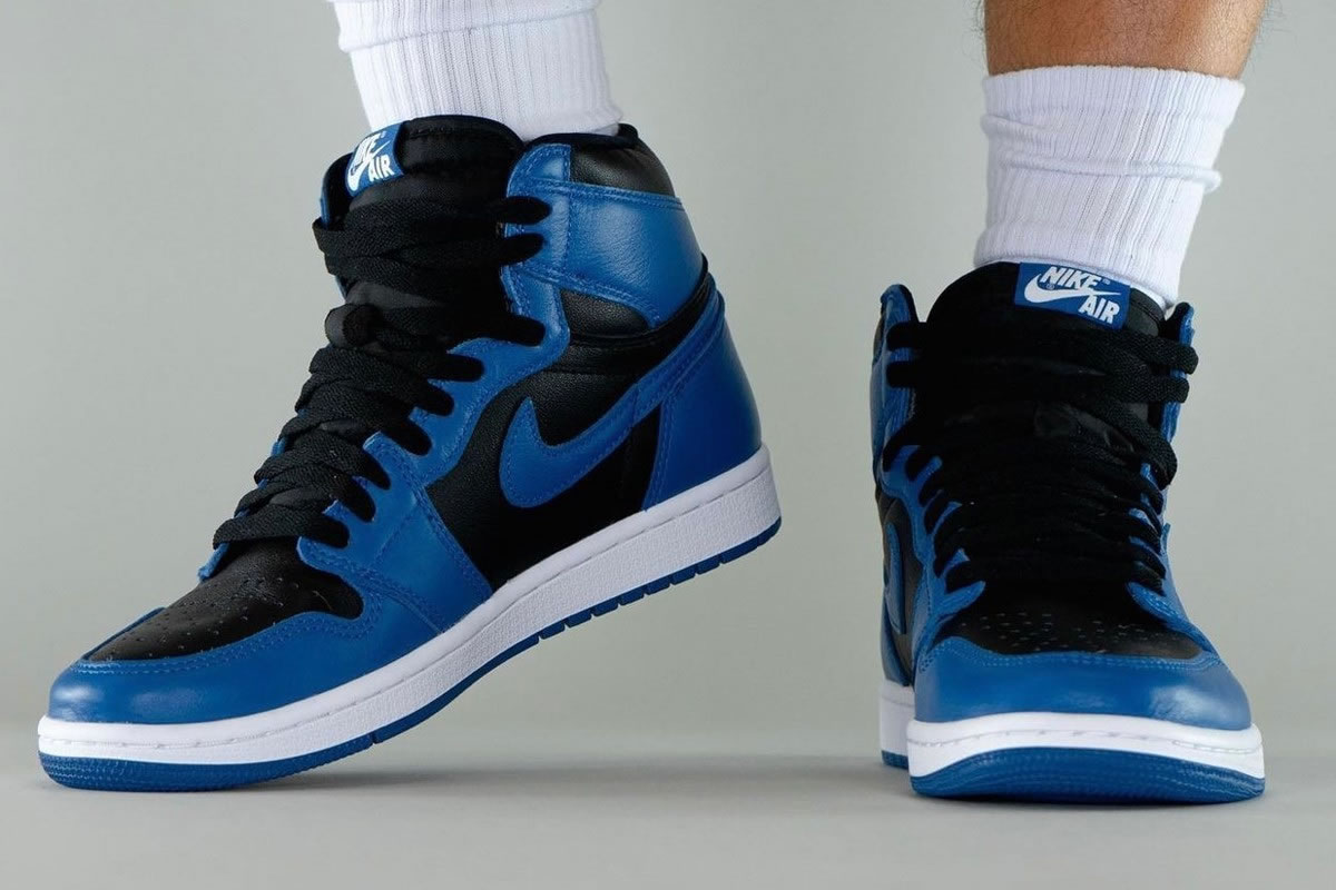 Air Jordan 1 Retro High Og Dark Marina Blue On Feet 555088 404 (3) - newkick.vip