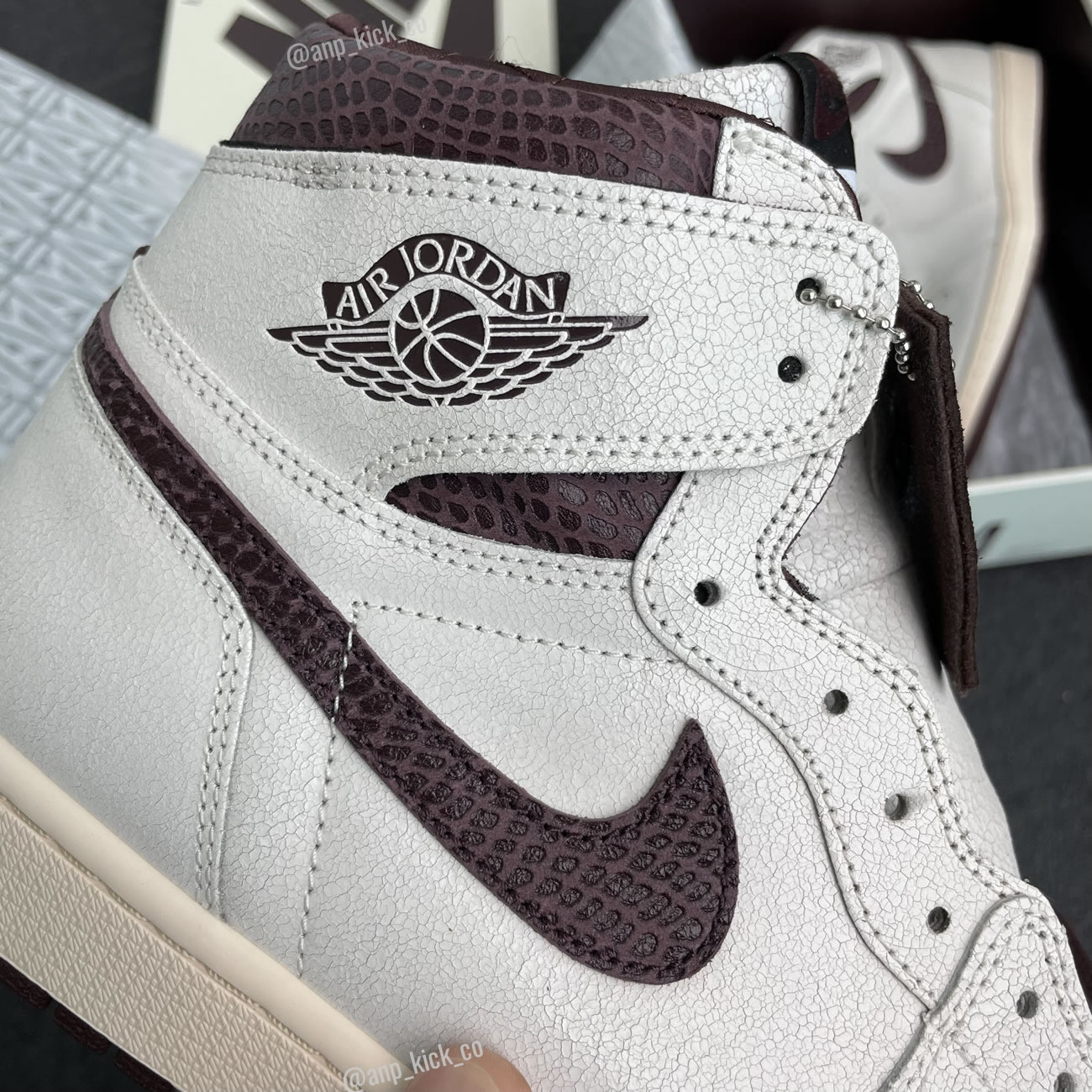 A Ma Maniere Air Jordan 1 High Og Sail And Burgundy Anpkick Do7097 100 (6) - newkick.vip