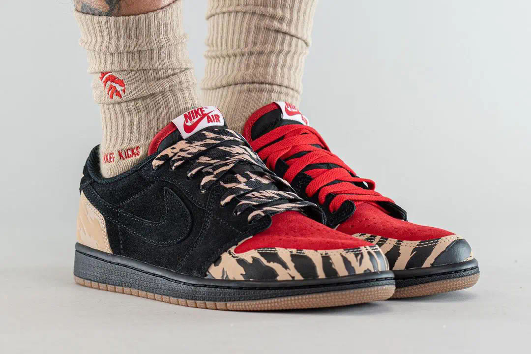 Solefly Air Jordan 1 Low Carnivore Dn3400 001 On Feet (1) - newkick.vip