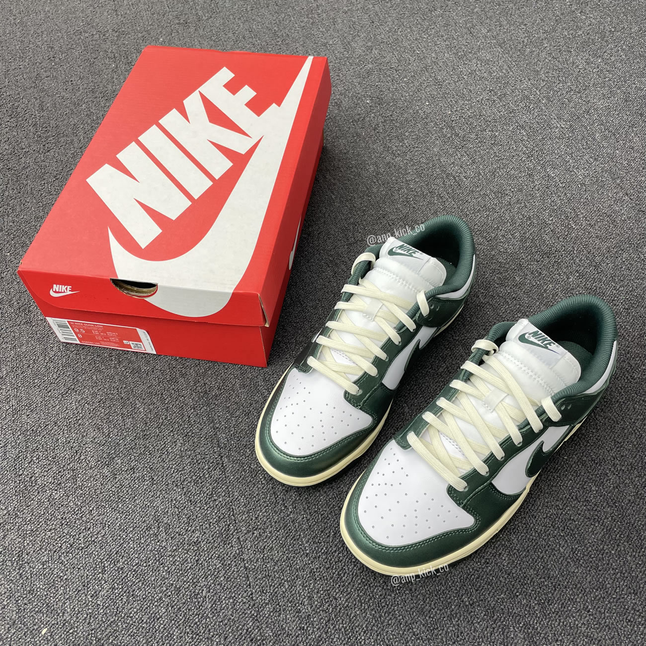 Nike Dunk Low Vintage Green Mens Wmns Anpkick Dq8580 100 (1) - newkick.vip