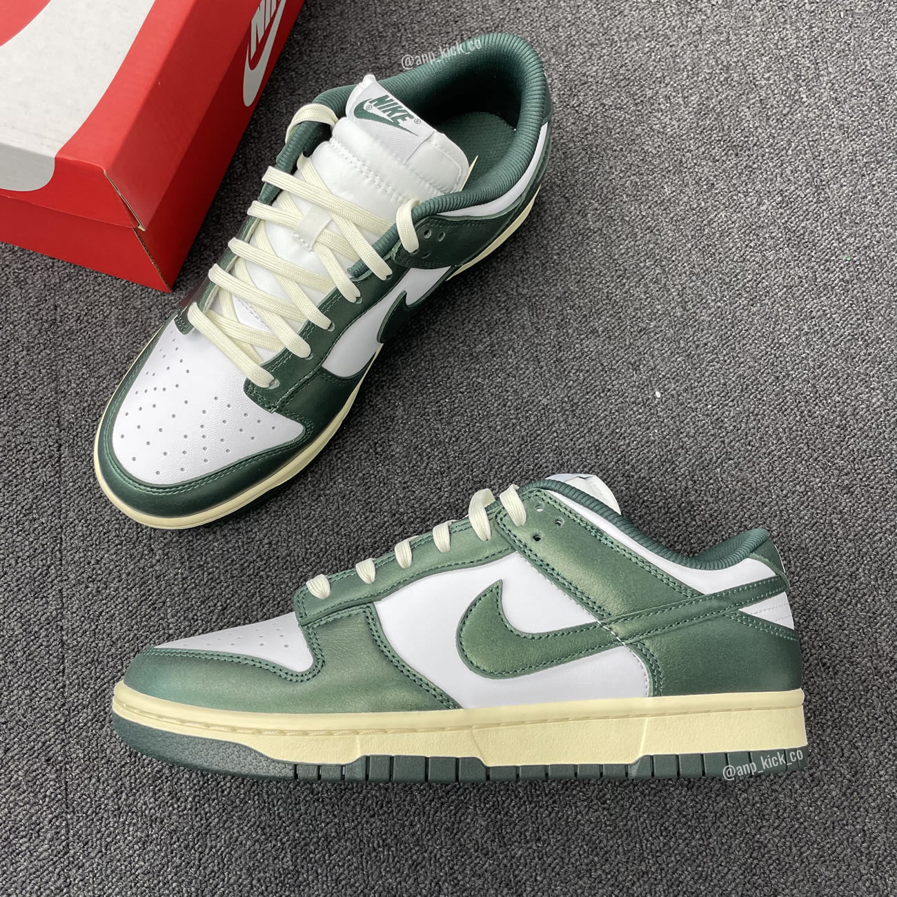 Nike Dunk Low Vintage Green Mens Wmns Anpkick Dq8580 100 (2) - newkick.vip