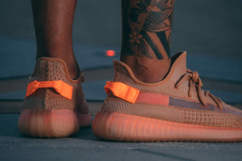 Adidas Yeezy Boost 350 V2 Clay 2019 For Sale On Feet Release Date Eg7490 (2) - newkick.vip