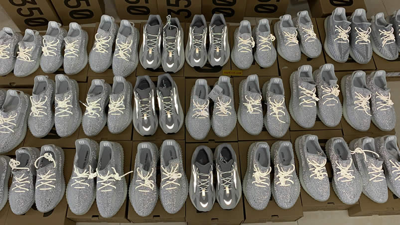 Adidas Yeezy Boost 350 V2 Static Reflective 3m And Yeezy 700 Static Anpkick (3) - newkick.vip