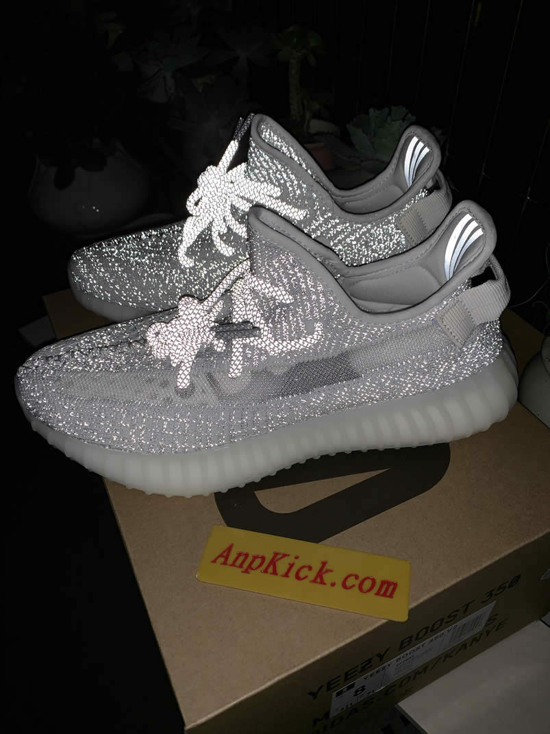 Adidas Yeezy Boost 350 V2 Static Reflective 3m Image Outfits Ef2367 (1) - newkick.vip