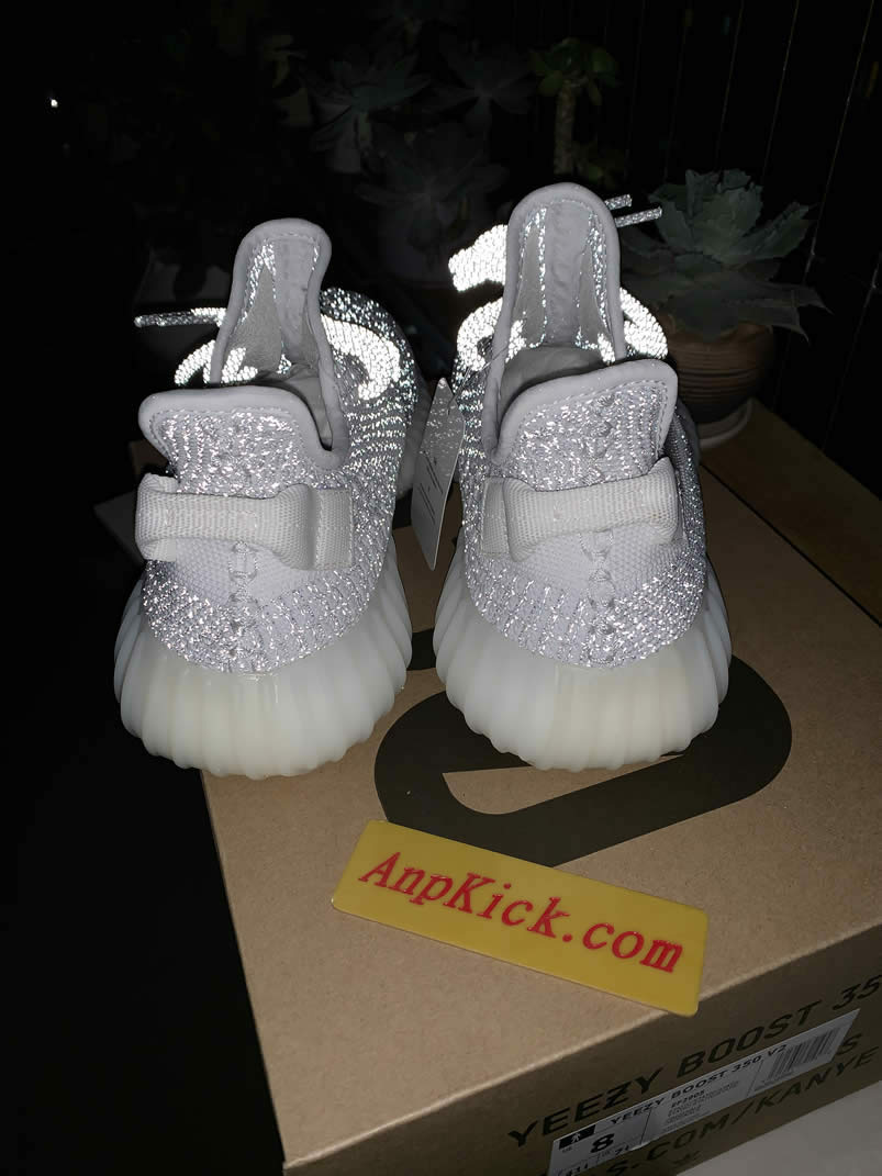 Adidas Yeezy Boost 350 V2 Static Reflective 3m Image Outfits Ef2367 (2) - newkick.vip