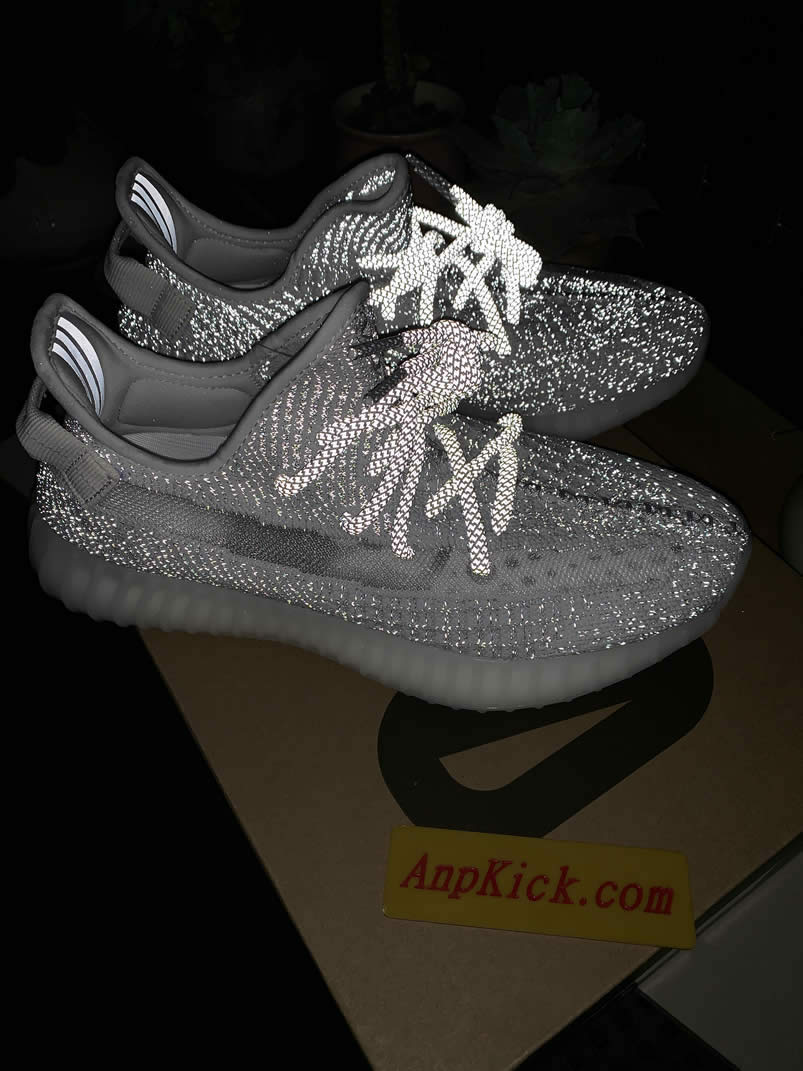 Adidas Yeezy Boost 350 V2 Static Reflective 3m Image Outfits Ef2367 (3) - newkick.vip