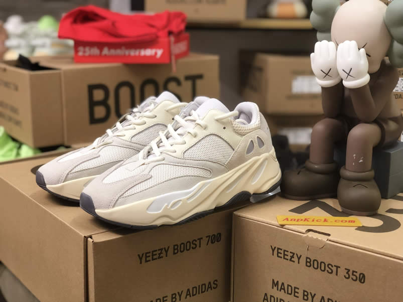 Adidas Yeezy Boost 700 Analog Outfit On Foot Release Date Eg7596 (5) - newkick.vip