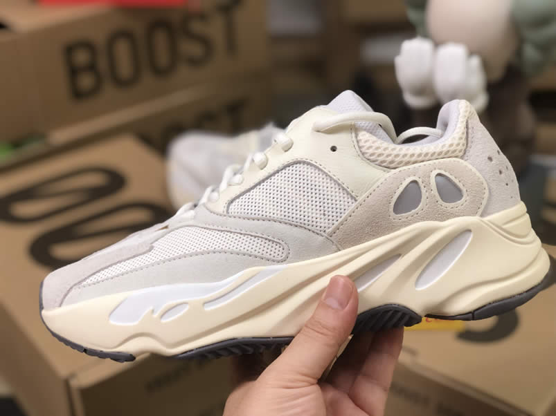 Adidas Yeezy Boost 700 Analog Outfit On Foot Release Date Eg7596 (8) - newkick.vip