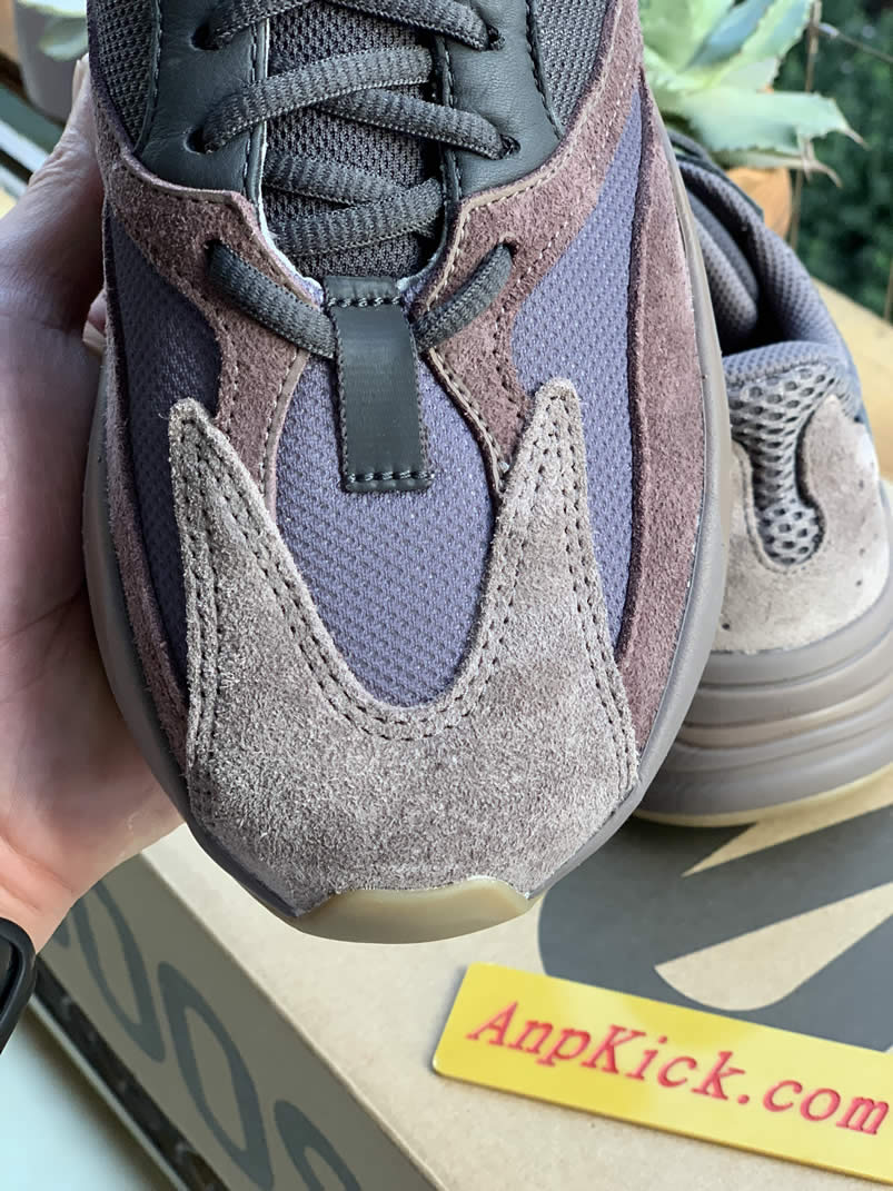 Yeezy Boost 700 'Mauve' Wave Runner Outfit EE9614 Detail Real Pics