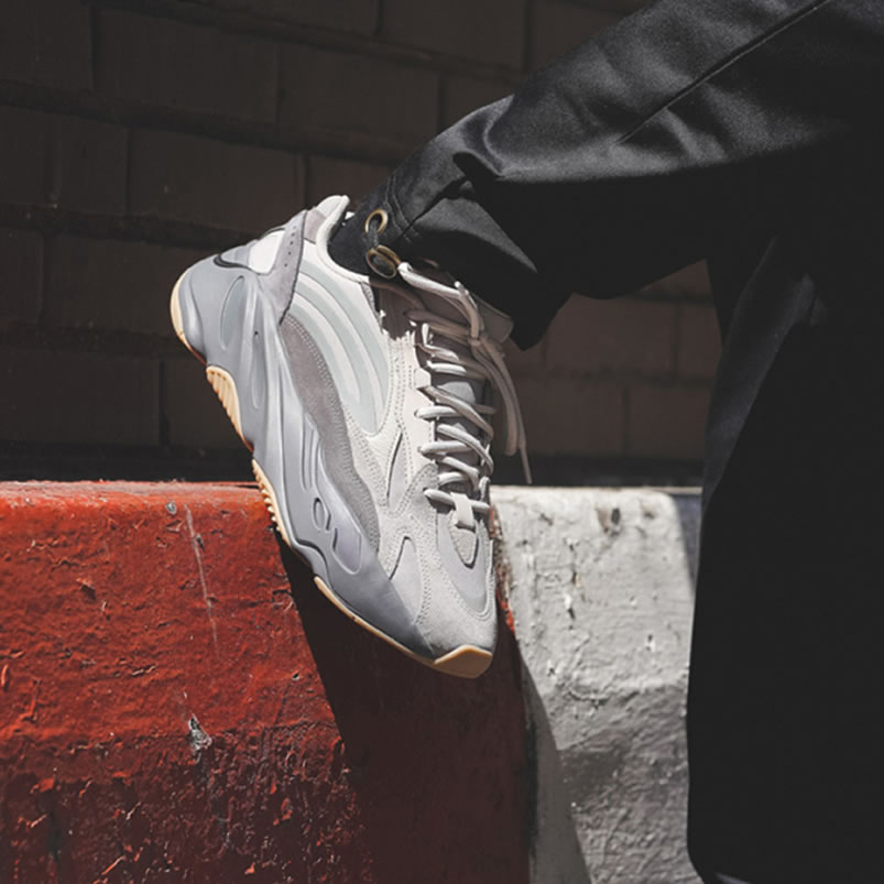 Adidas Yeezy Boost 700 Tephra On Feet Outfit Style Fu7914 (4) - newkick.vip