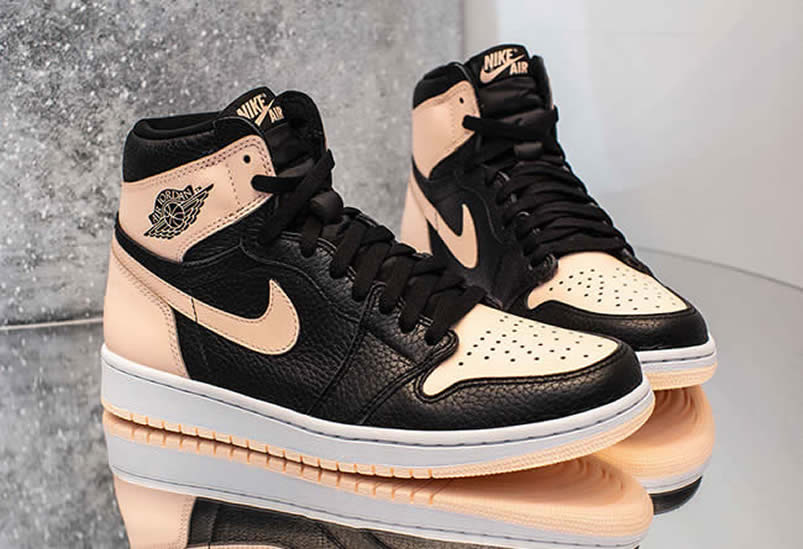 Air Jordan 1 Crimson Tint For Sale On Feet Hyper Pink And Black 555088 081 (2) - newkick.vip