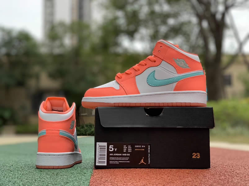 Air Jordan 1 Mid GS 'Crimson Pulse' Pink Aqua 555112-814 Pics