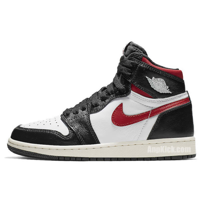 Air Jordan 1 Retro High Og Gym Red Black White 555088 061 (1) - newkick.vip