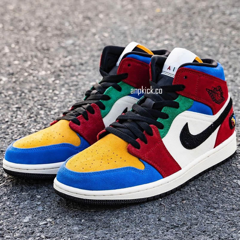 Blue The Great Air Jordan 1 Mid Fearless Outfit Release Date Cu2805 100 (8) - newkick.vip