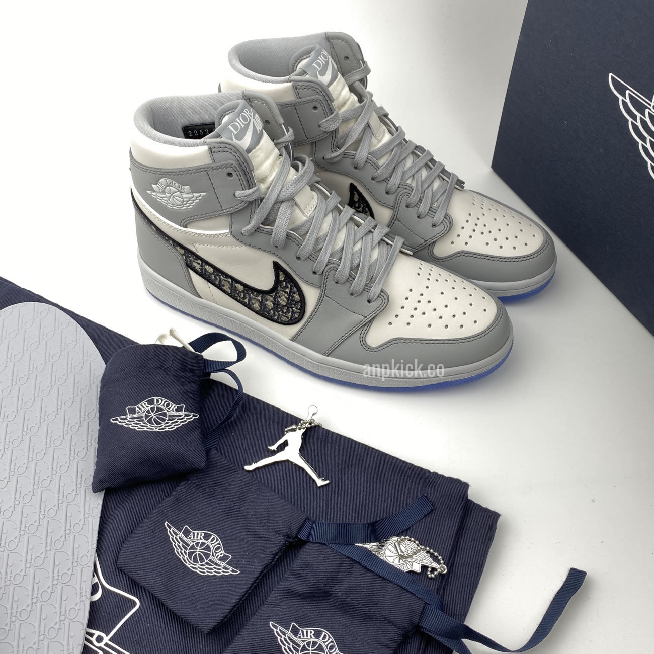 Dior Air Jordan 1 Cn8607 002 Details Anpkickz New High Best Batch (13) - newkick.vip