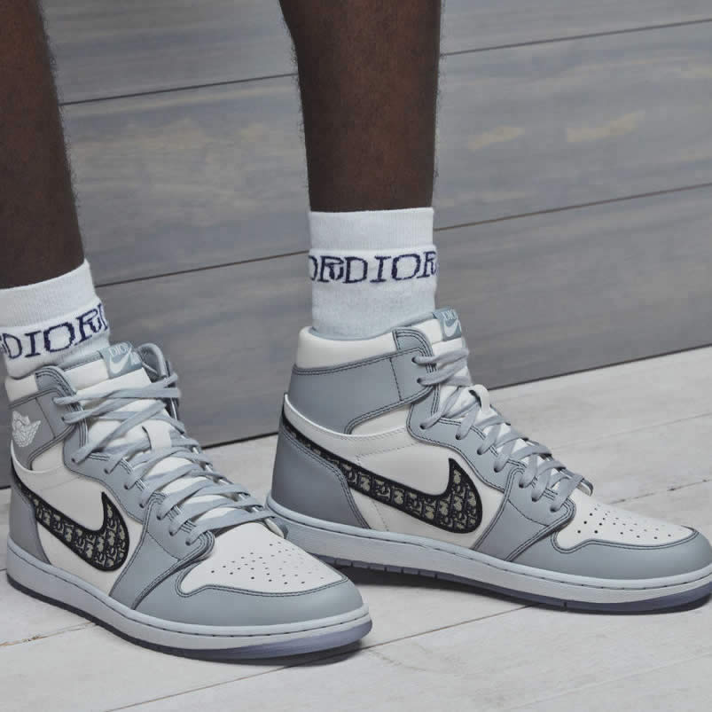 Dior Air Jordan 1 High Og Price Aj1 On Feet Release Date (1) - newkick.vip